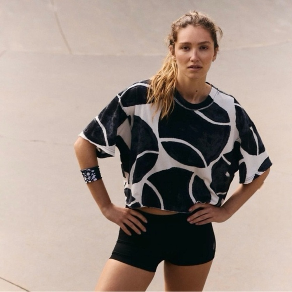 NWT Free People Movement Inspire Printed Tee - Racquet - Black Combo L
